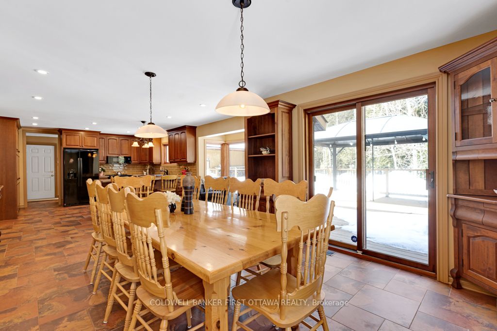 206 Deerwood Drive Property Photo 15