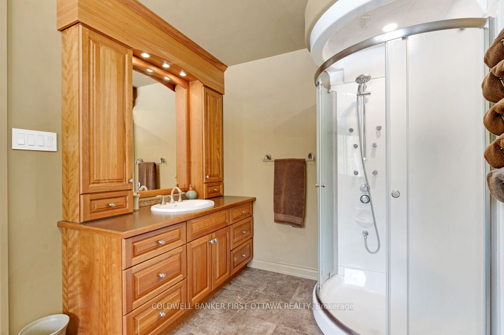 206 Deerwood Drive Property Photo 19