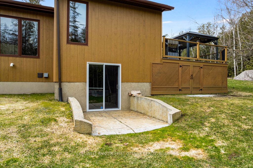 206 Deerwood Drive Property Photo 32