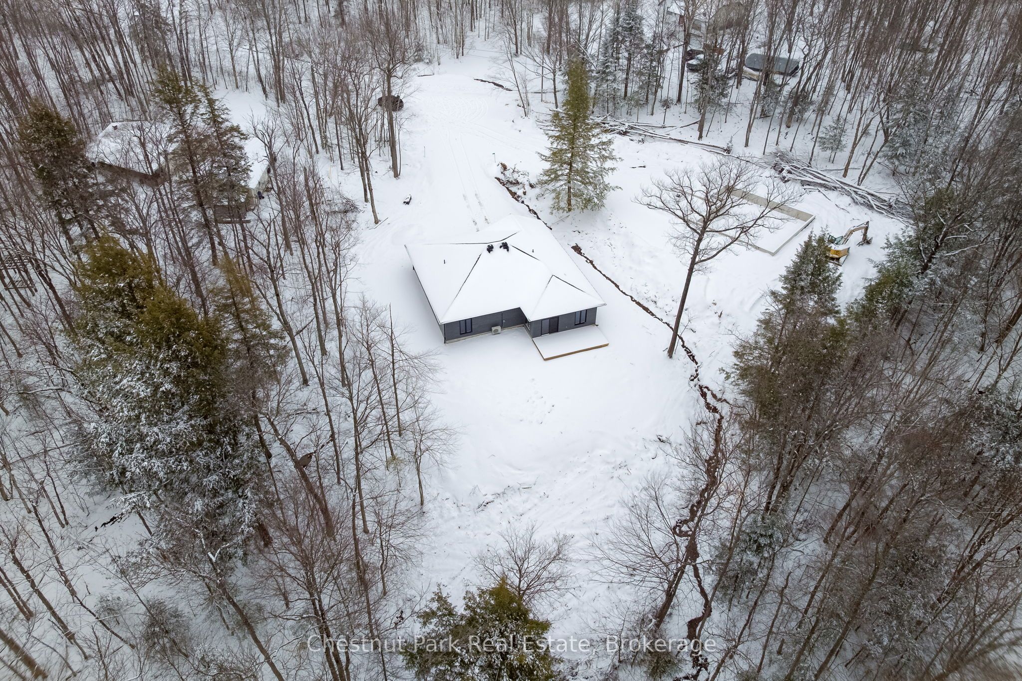 24 Aspen Lane Property Photo 3