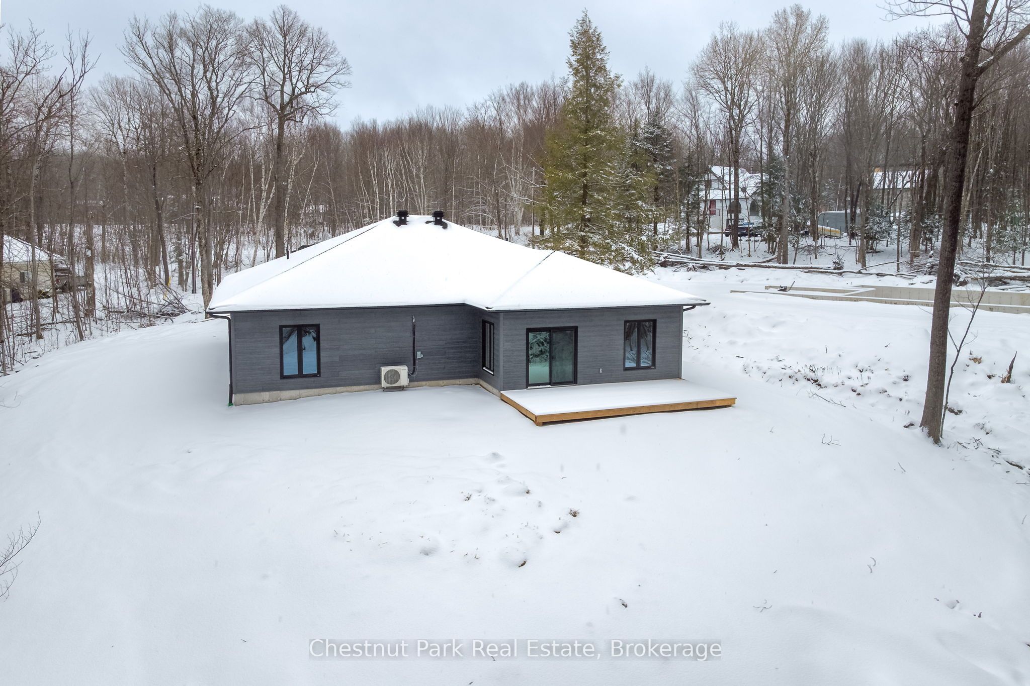 24 Aspen Lane Property Photo 6