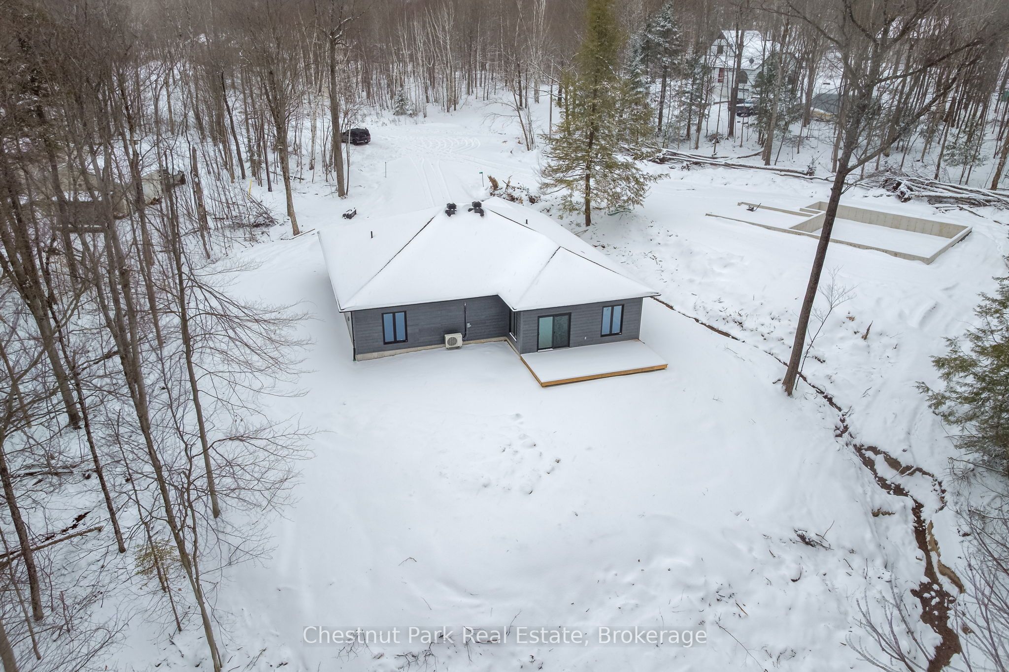 24 Aspen Lane Property Photo 7
