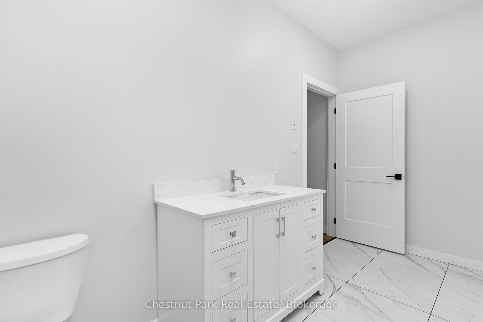 24 Aspen Lane Property Photo 16