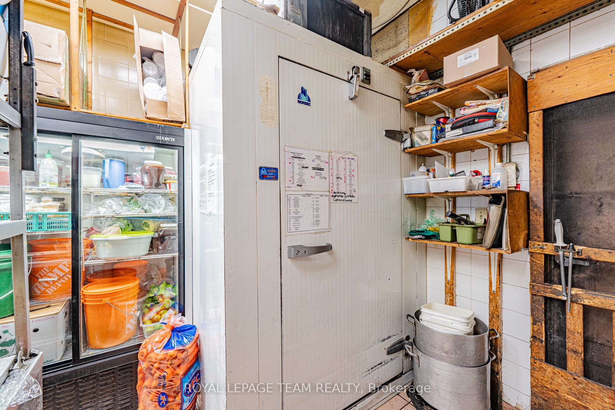 #3 - 1691 Merivale Road Property Photo 20
