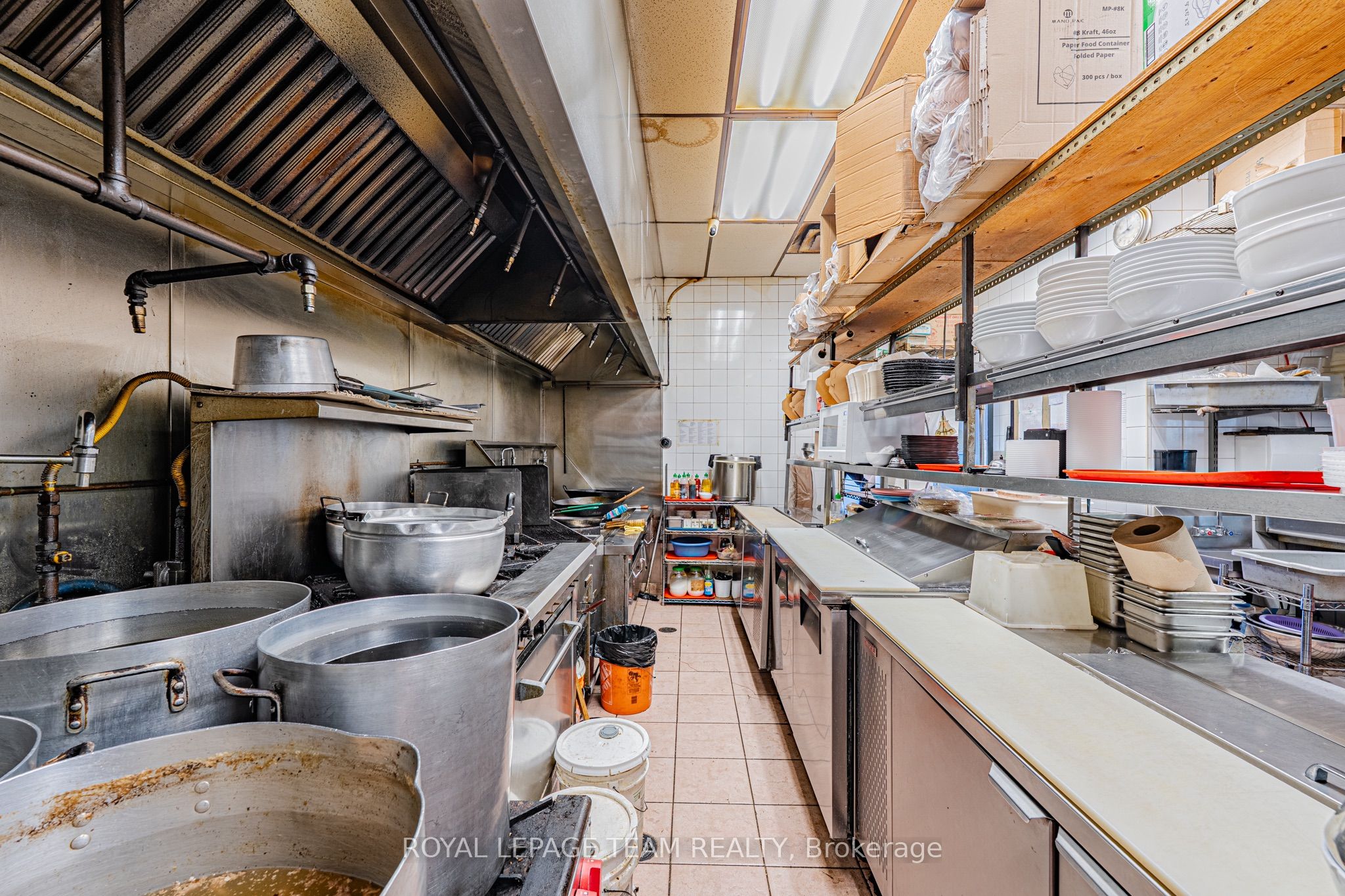 #3 - 1691 Merivale Road Property Photo 21