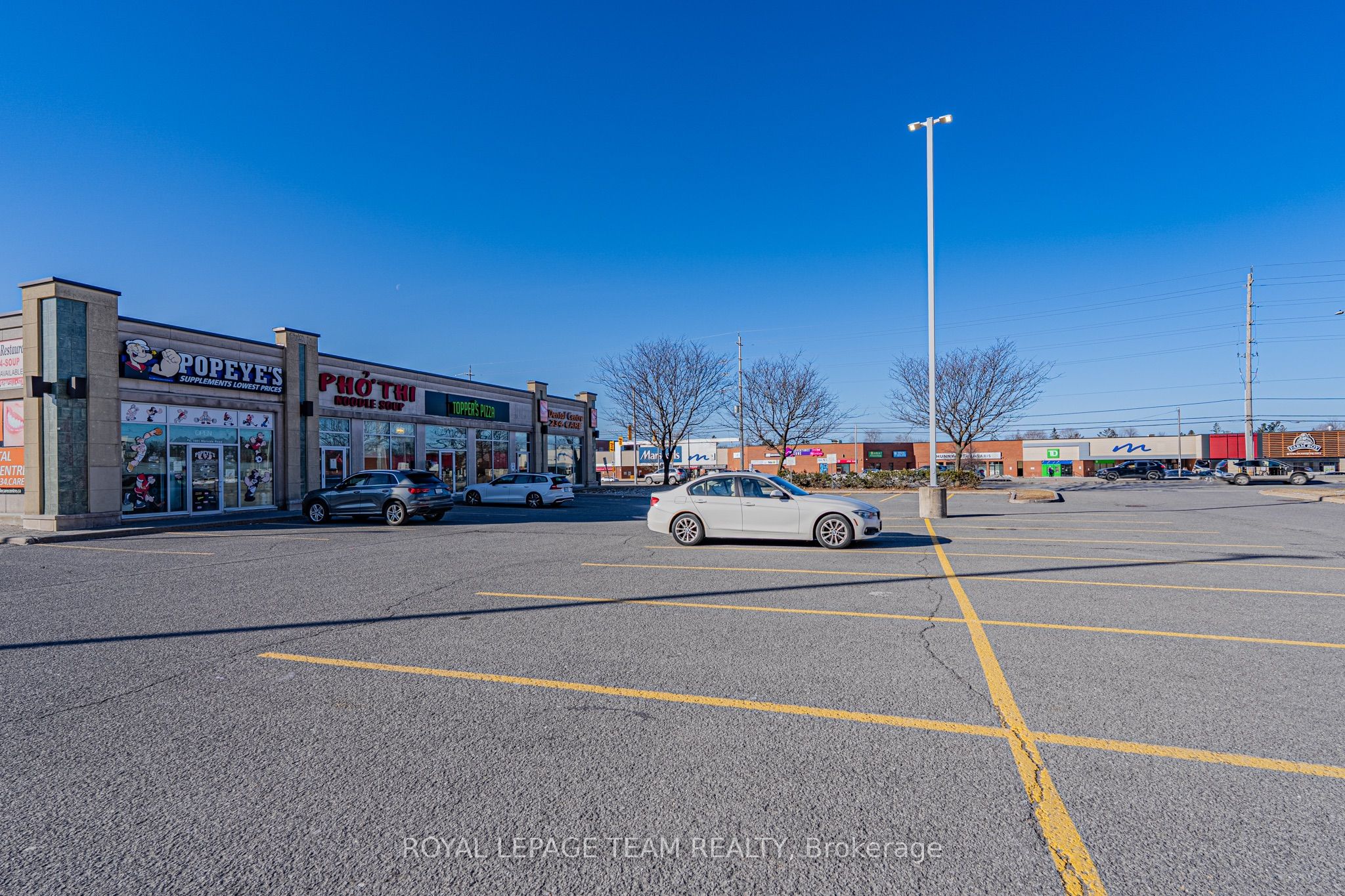 #3 - 1691 Merivale Road Property Photo 23