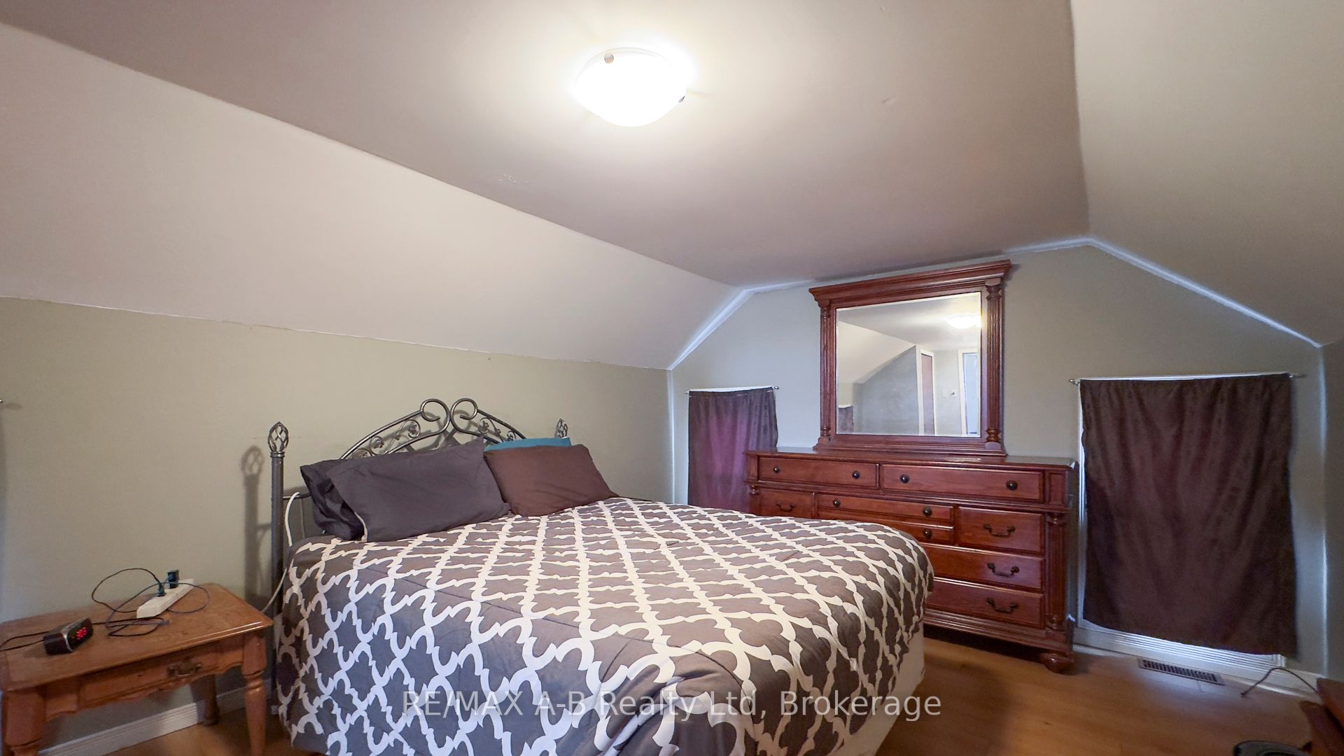 130 Quebec Street Property Photo 23