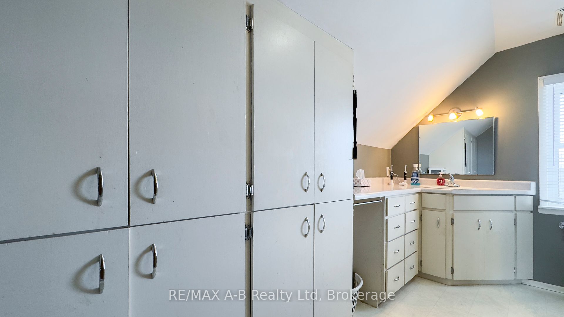 130 Quebec Street Property Photo 25