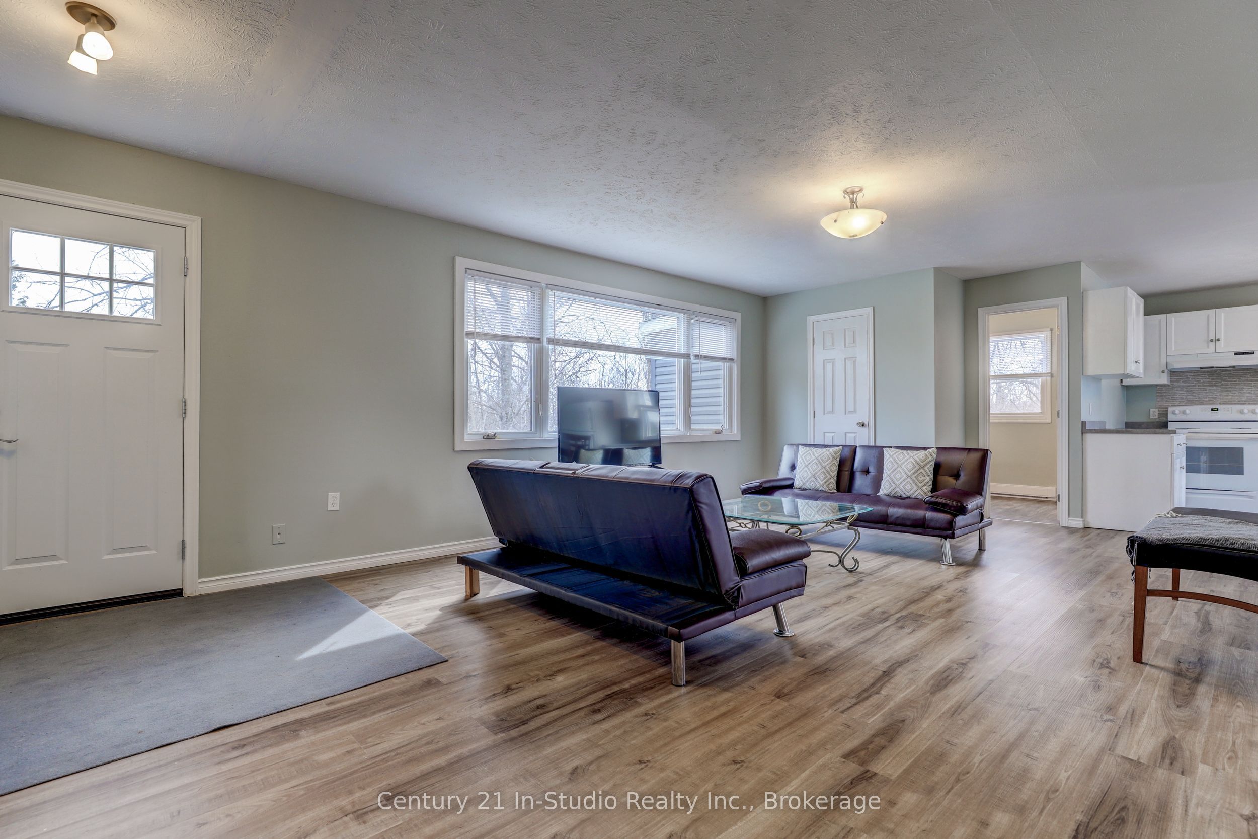 808 Main Street Property Photo 12