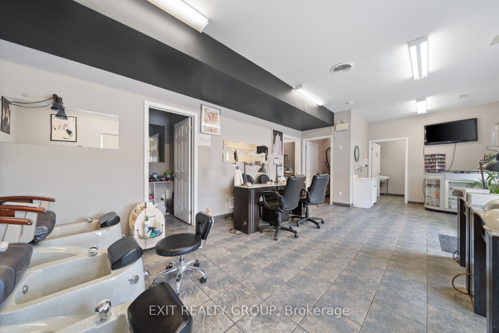148-150 Dundas Street Property Photo 22