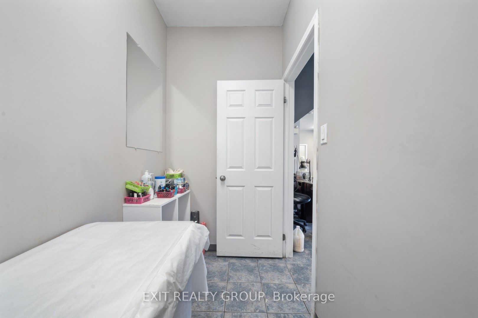 148-150 Dundas Street Property Photo 27