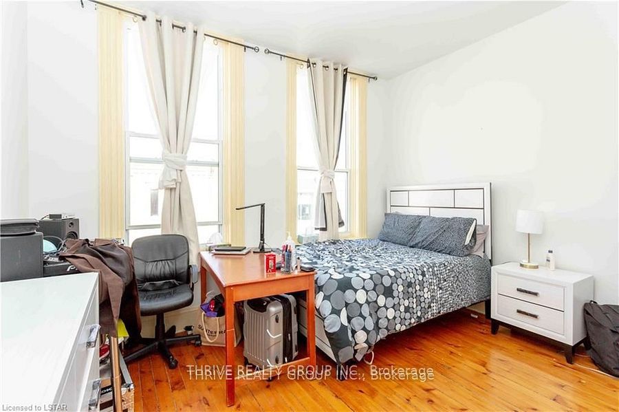 187 Dundas Street Property Photo 16