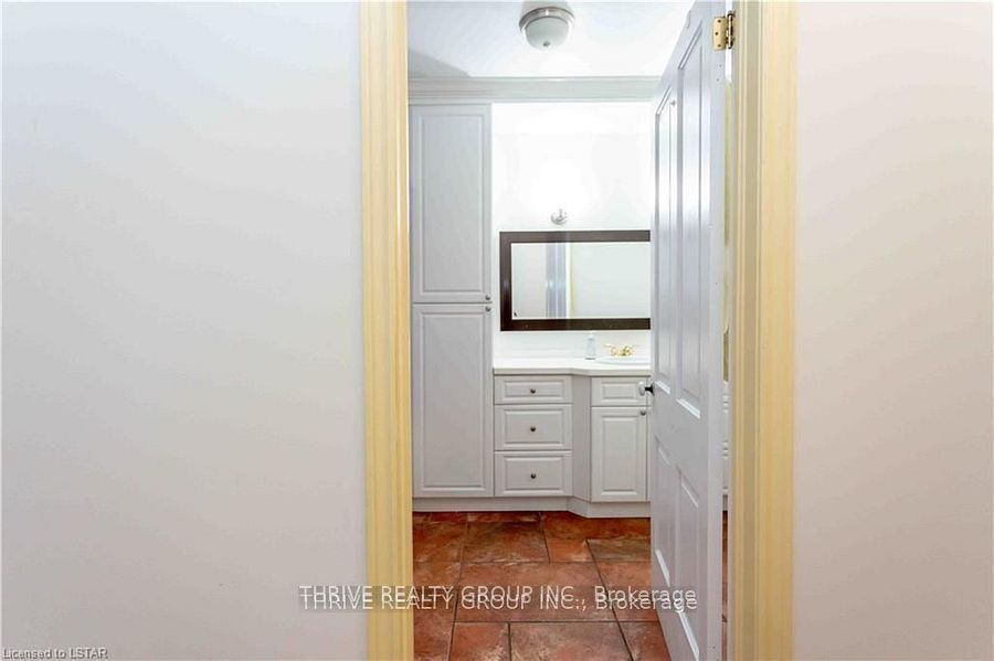 187 Dundas Street Property Photo 20