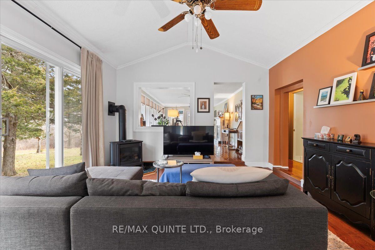 12112d Loyalist Parkway Property Photo 17