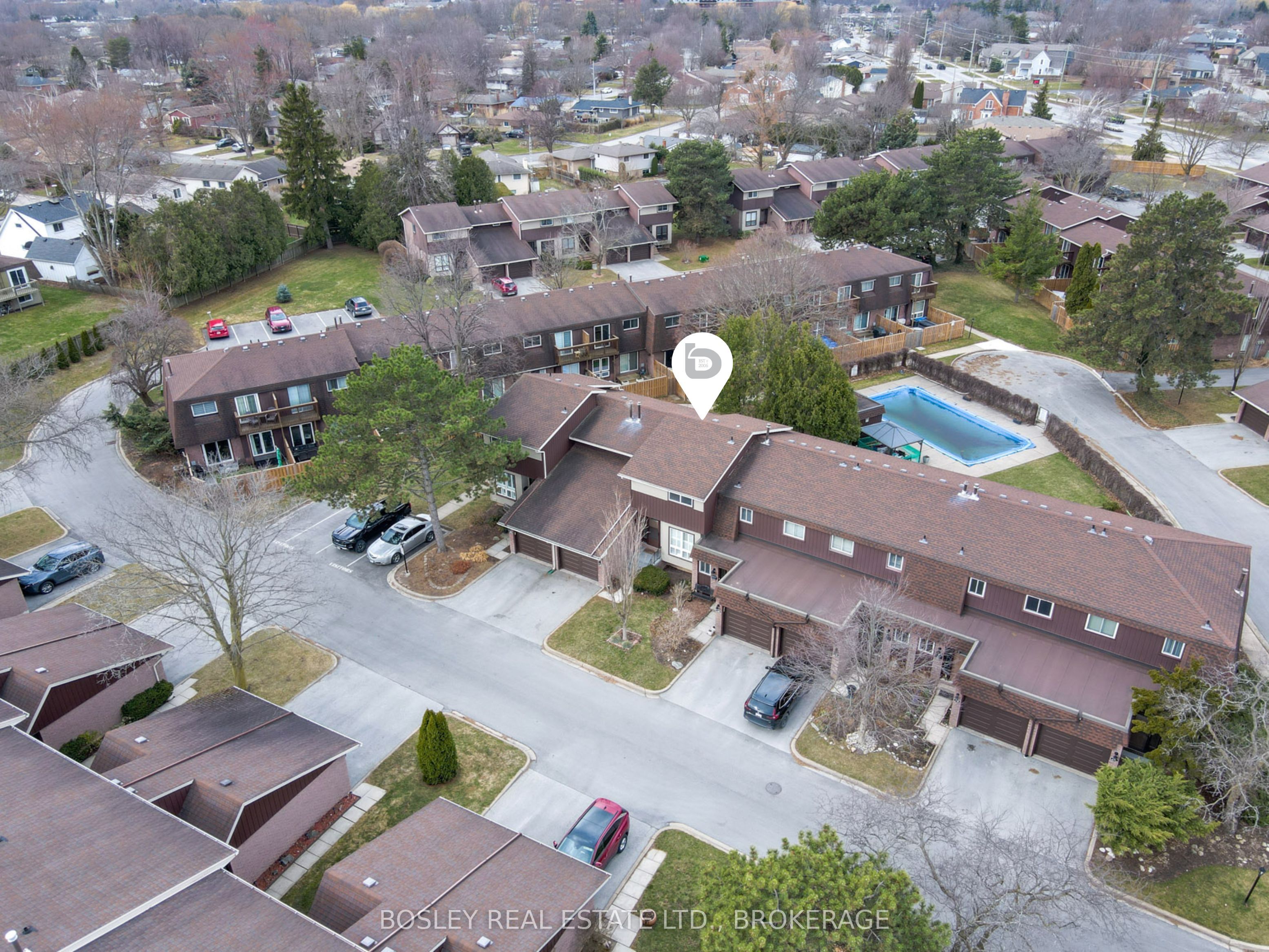 #51 - 122 Lakeshore Road Property Photo 1