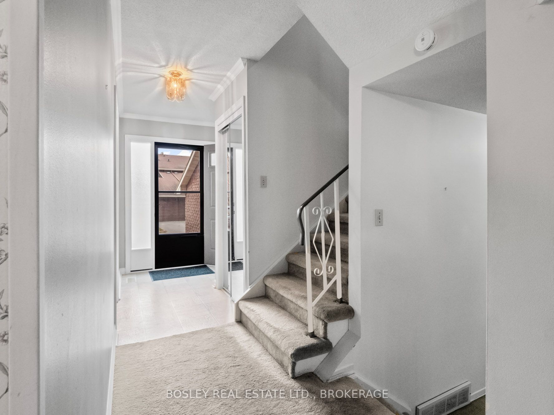 #51 - 122 Lakeshore Road Property Photo 19