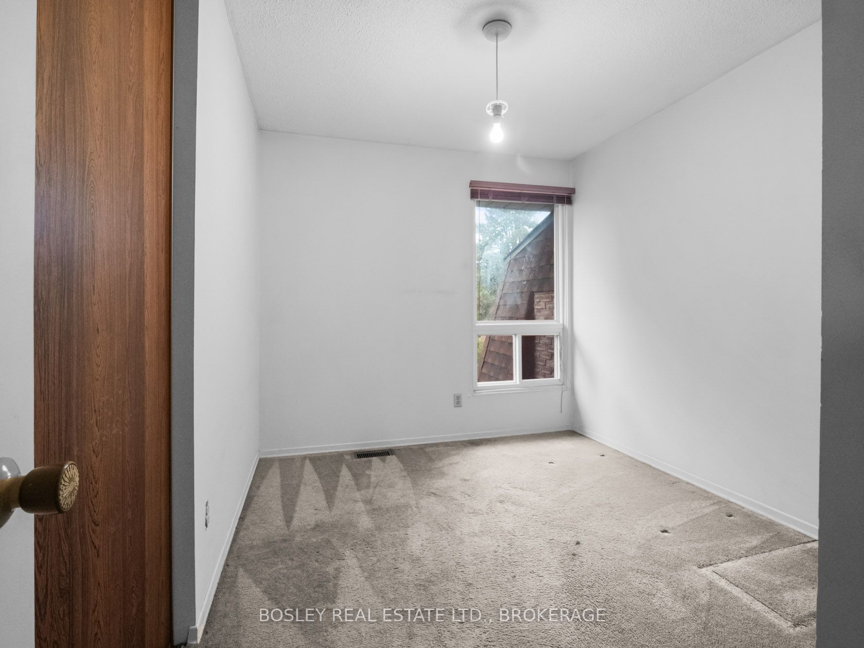 #51 - 122 Lakeshore Road Property Photo 27