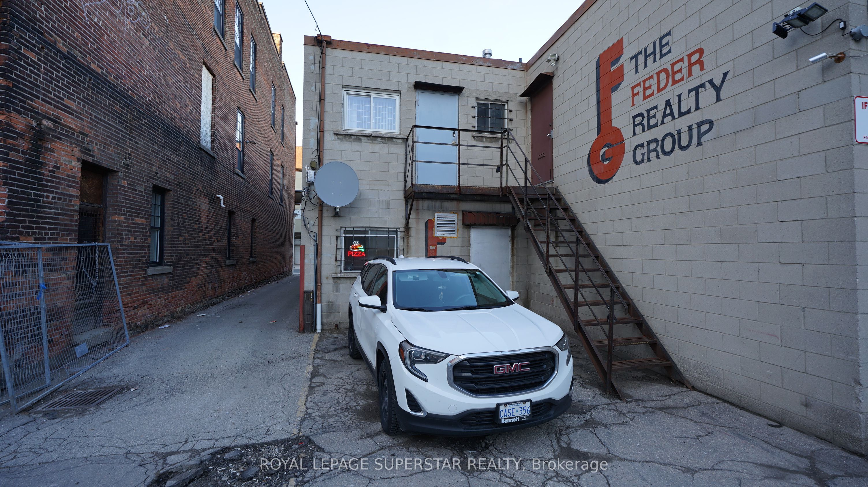 157 King E Street Property Photo 13