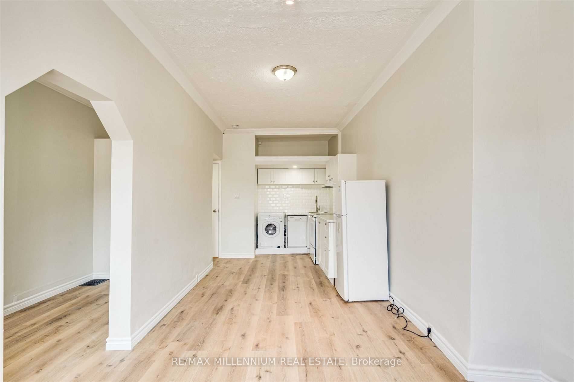363 Barton Street Property Photo 7