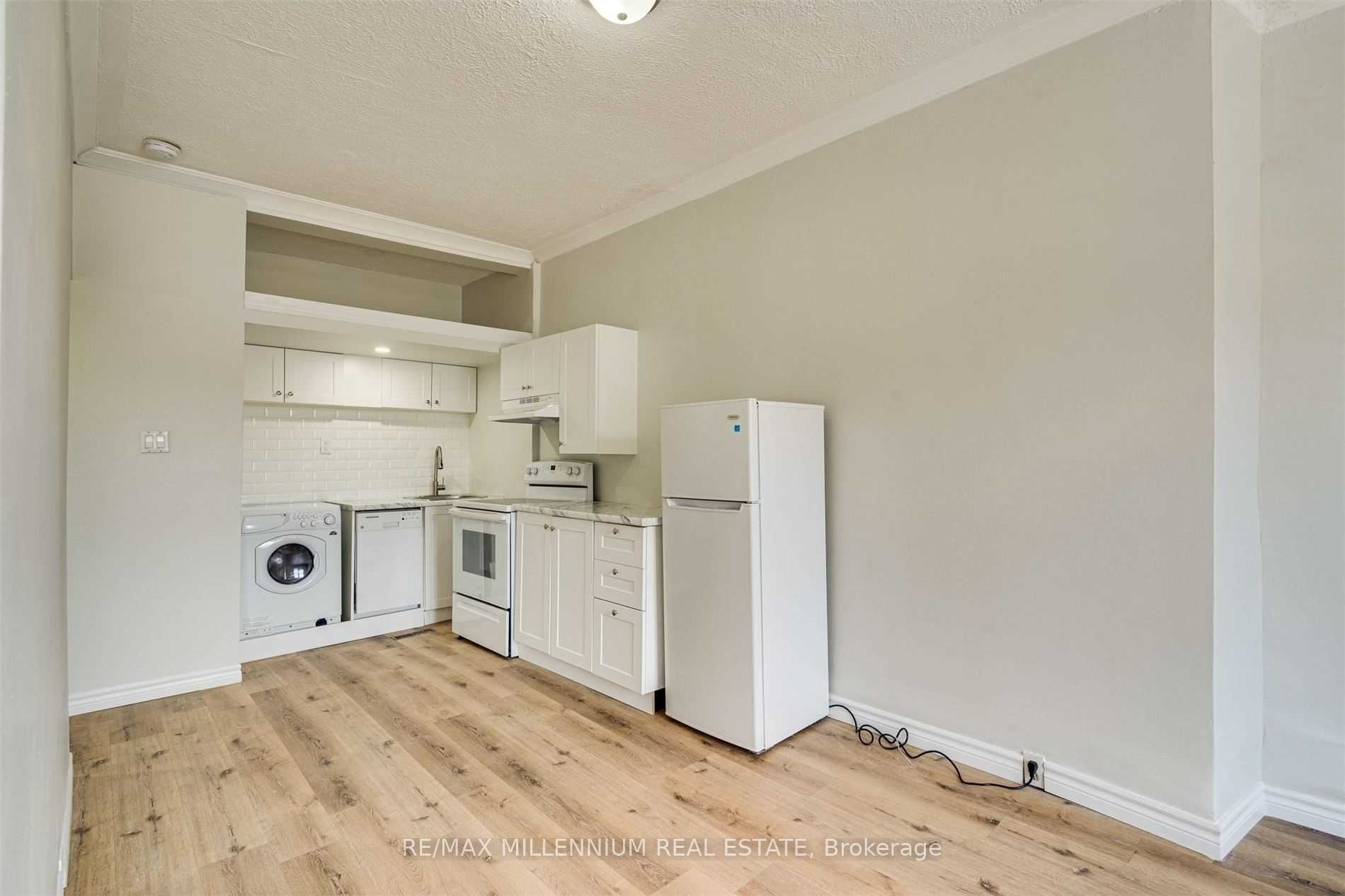 363 Barton Street Property Photo 9