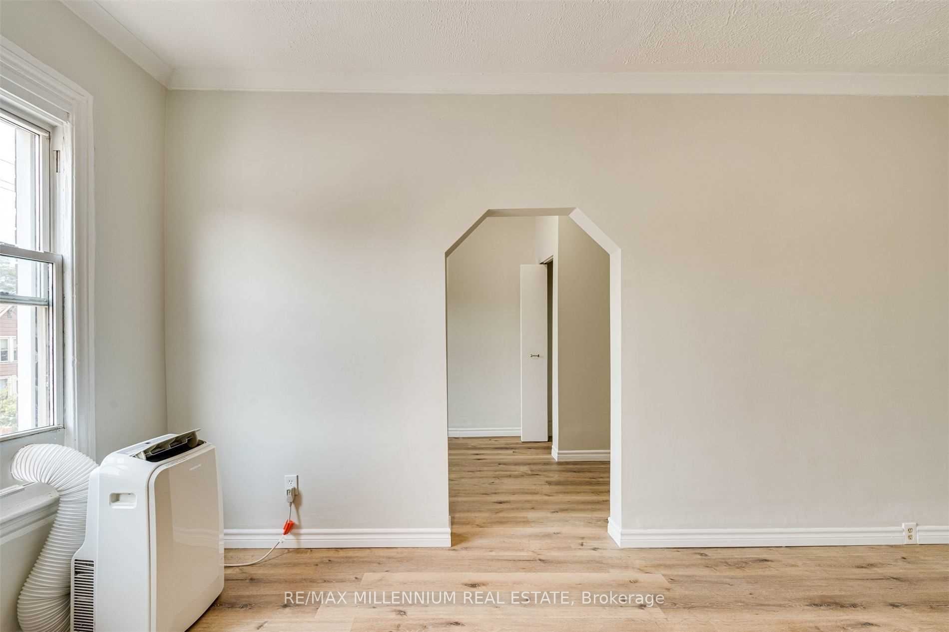 363 Barton Street Property Photo 13