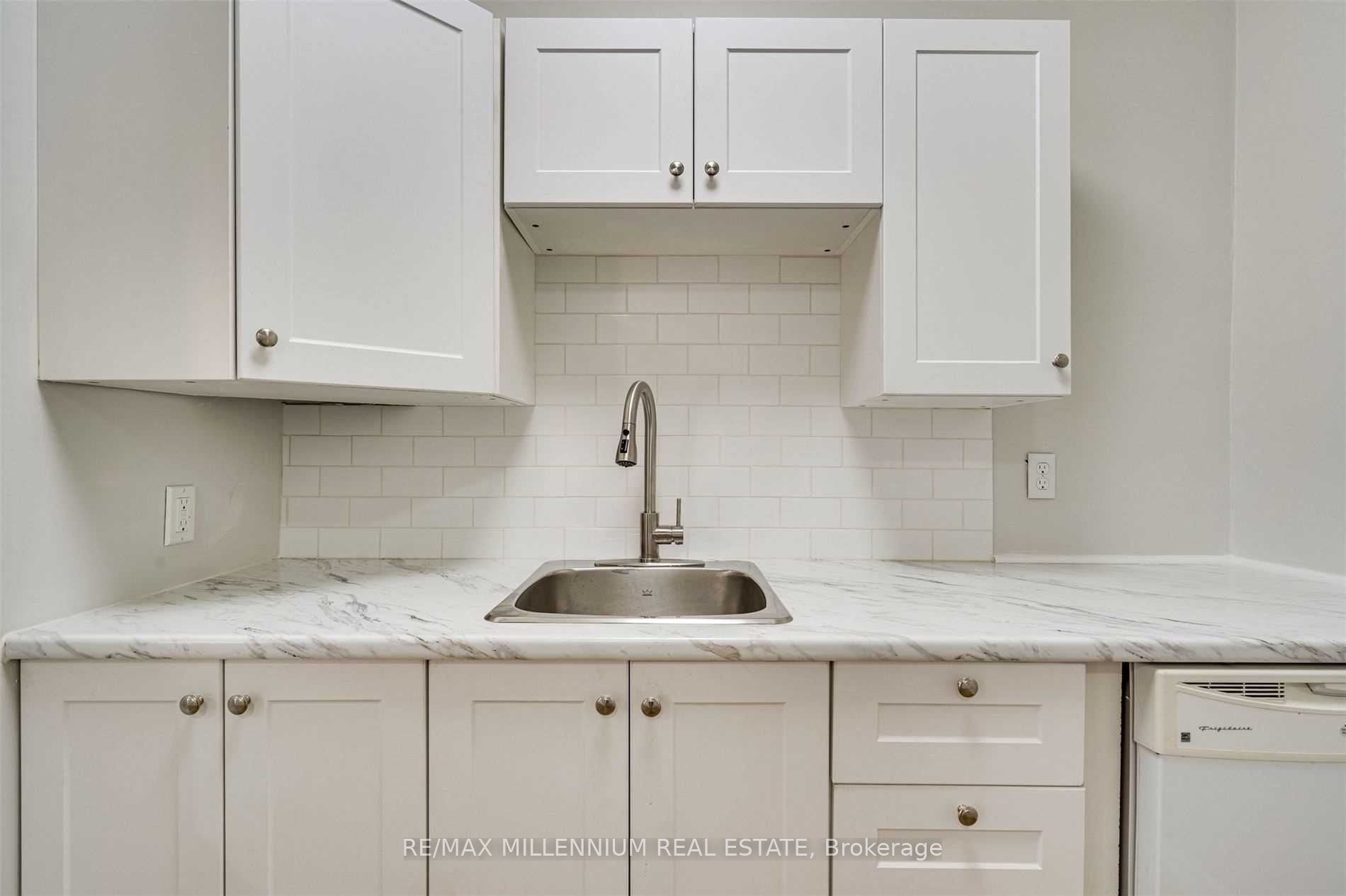 363 Barton Street Property Photo 18