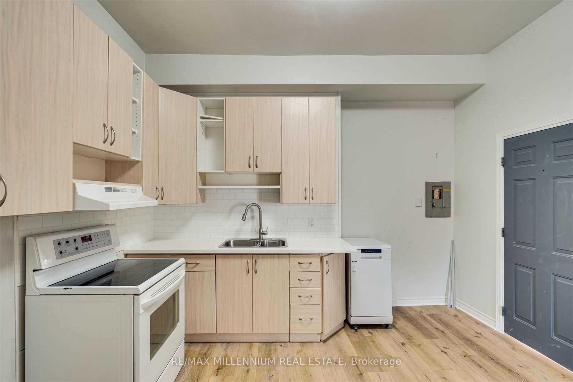 363 Barton Street Property Photo 26