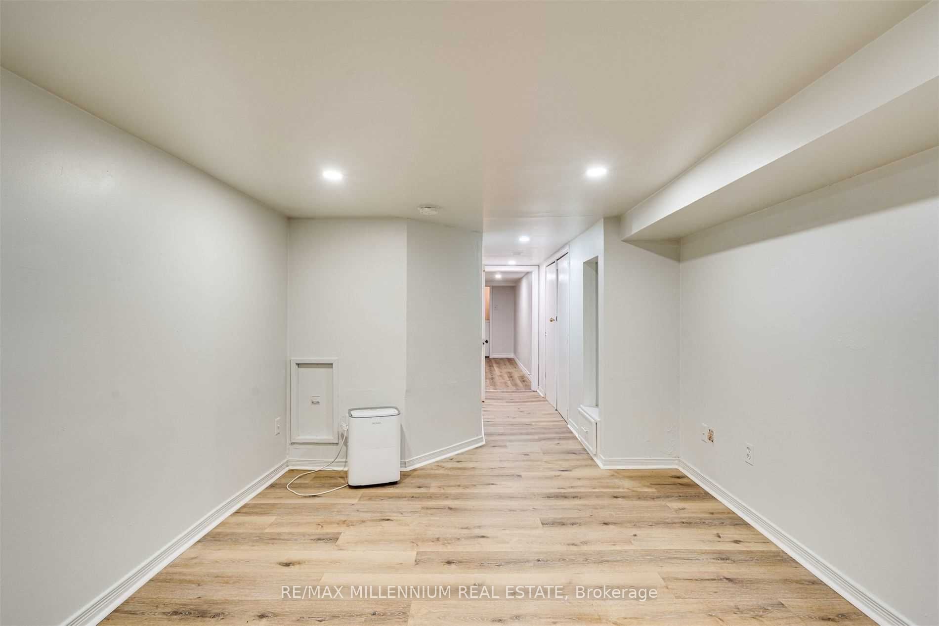 363 Barton Street Property Photo 38