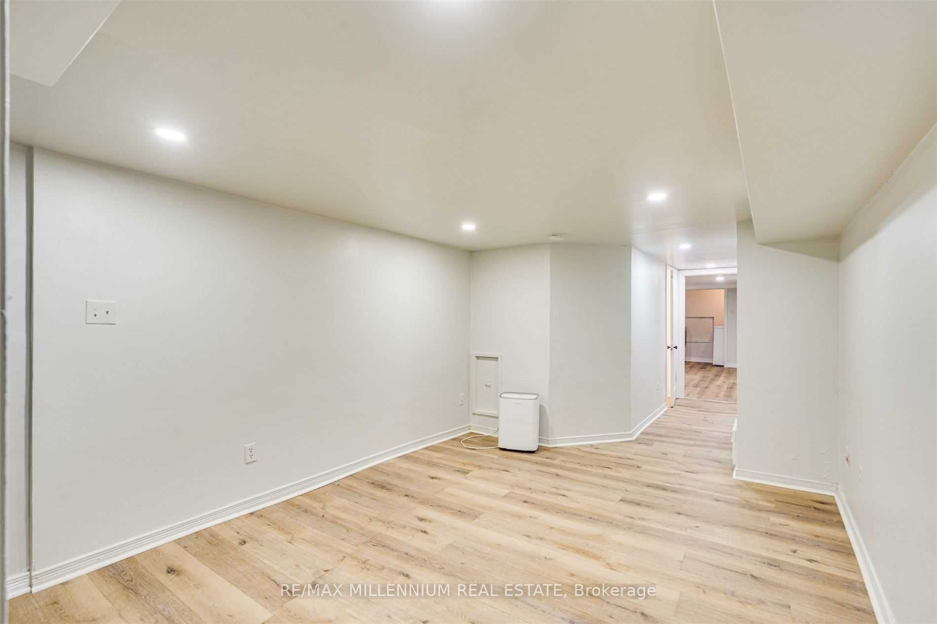 363 Barton Street Property Photo 39