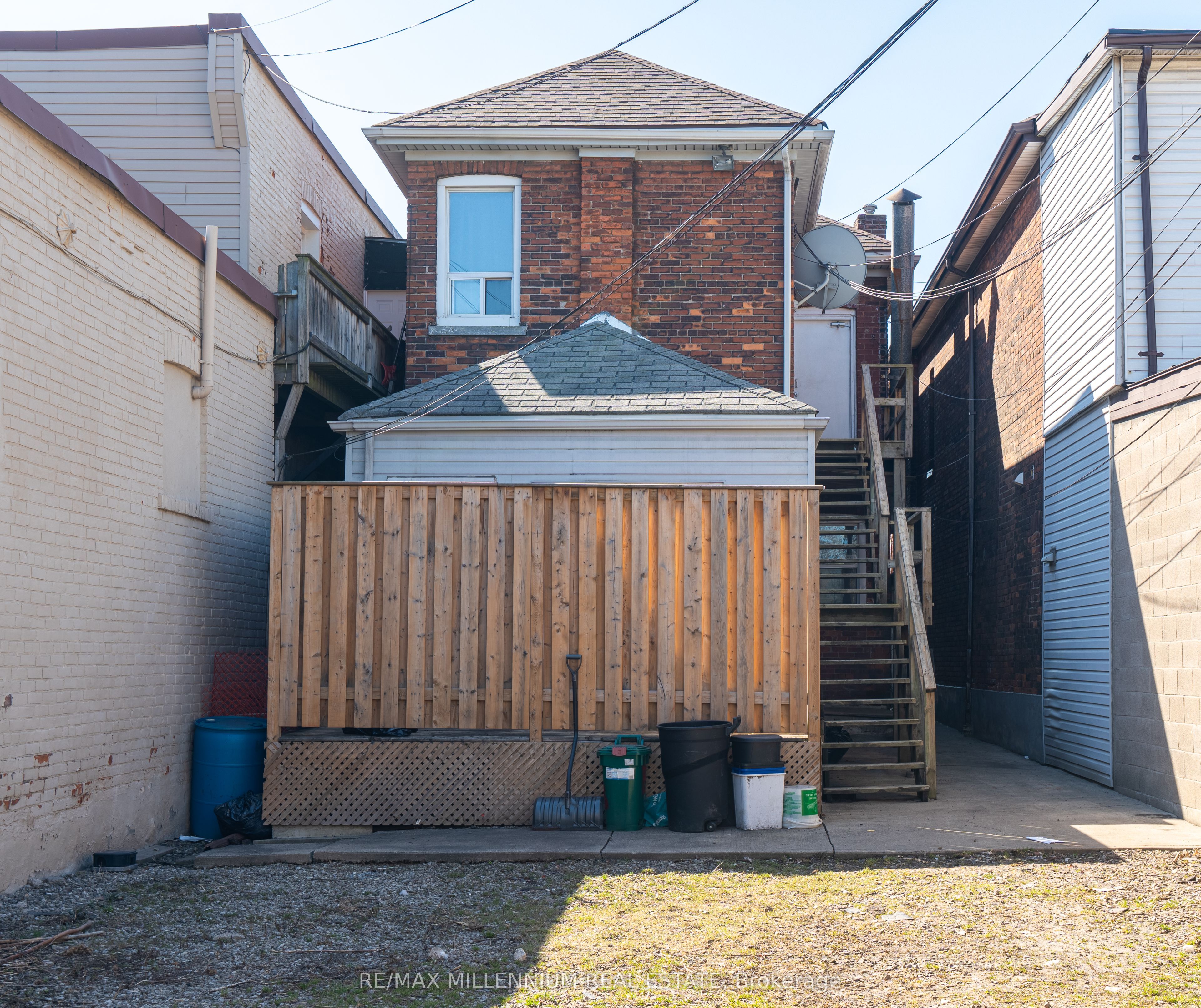 363 Barton Street Property Photo 42