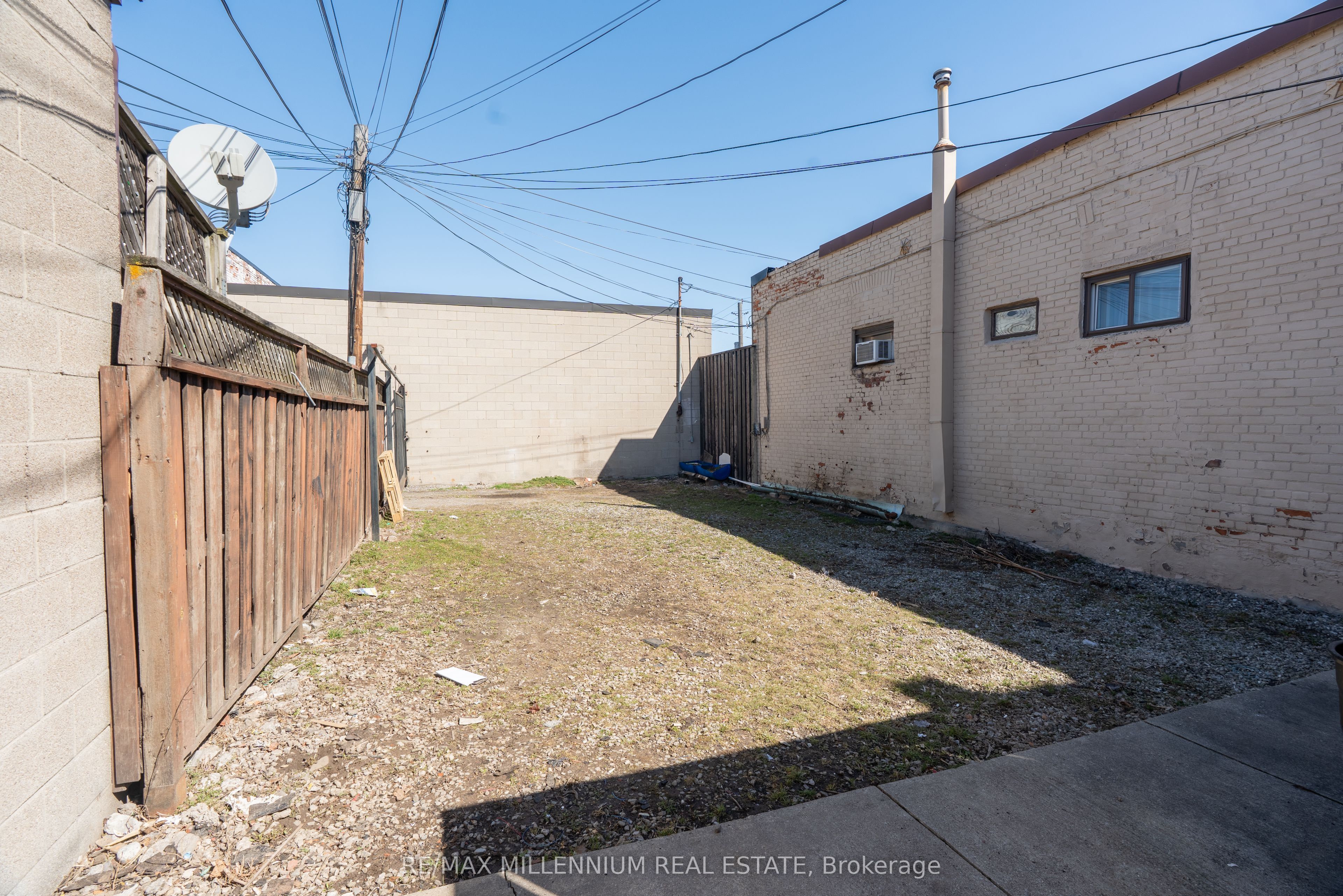 363 Barton Street Property Photo 45