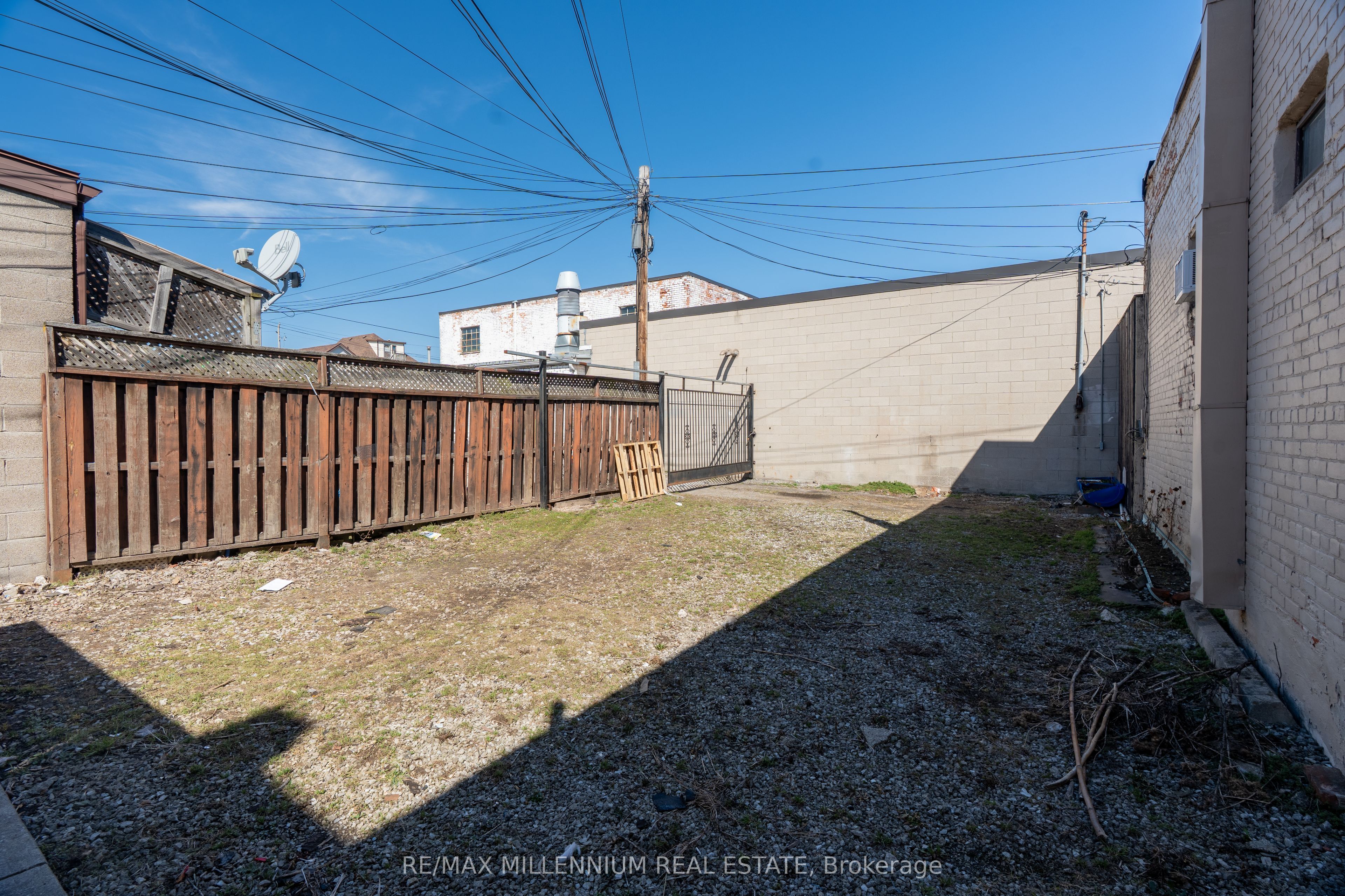 363 Barton Street Property Photo 46