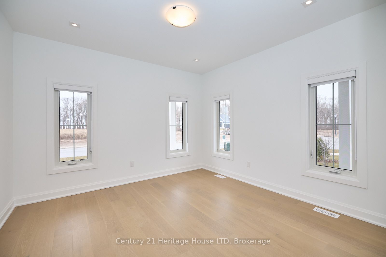 594 Seneca Drive Property Photo 30
