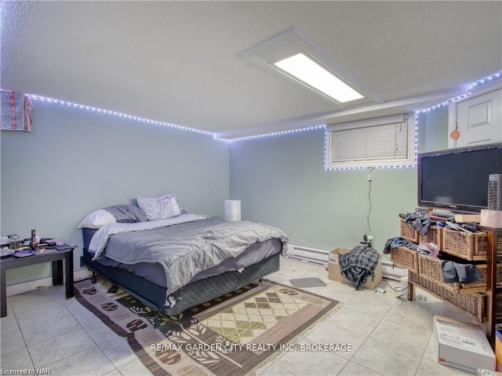 243 Ontario Street Property Photo 15