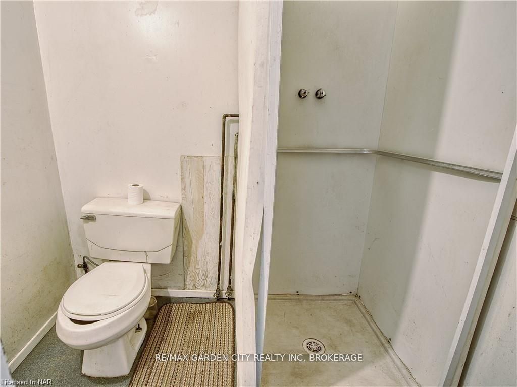243 Ontario Street Property Photo 27