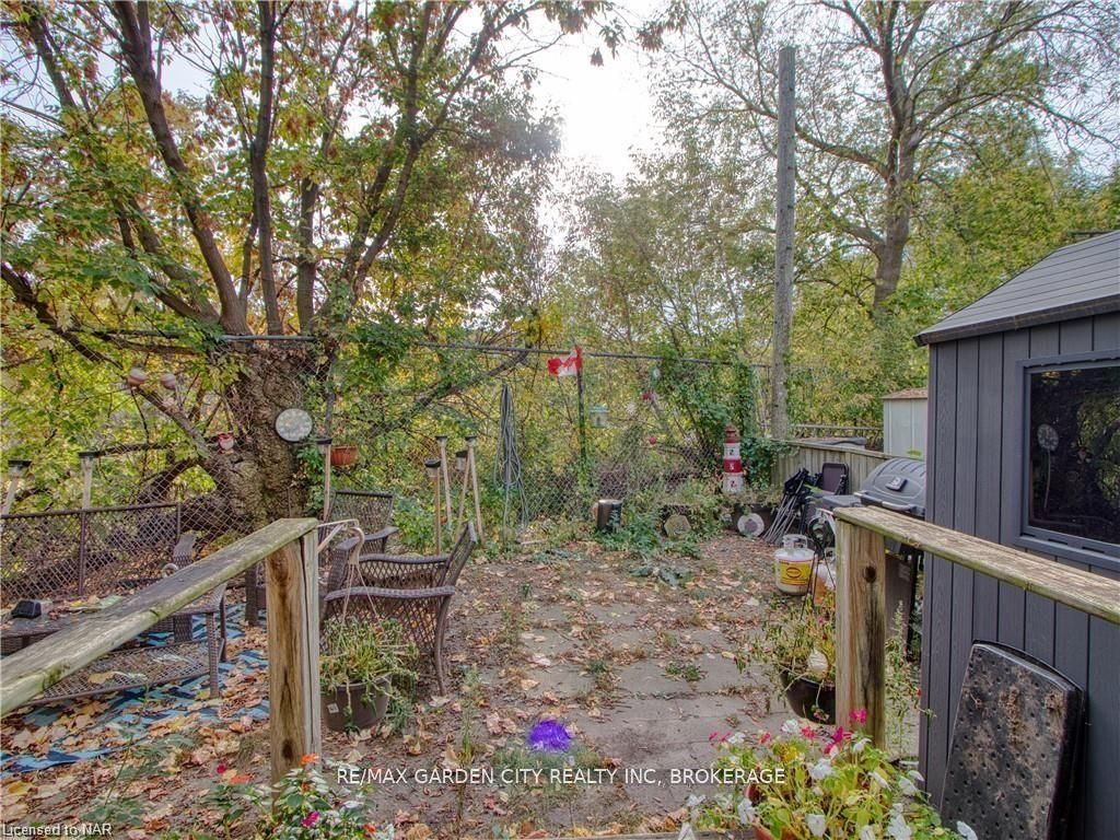 243 Ontario Street Property Photo 28