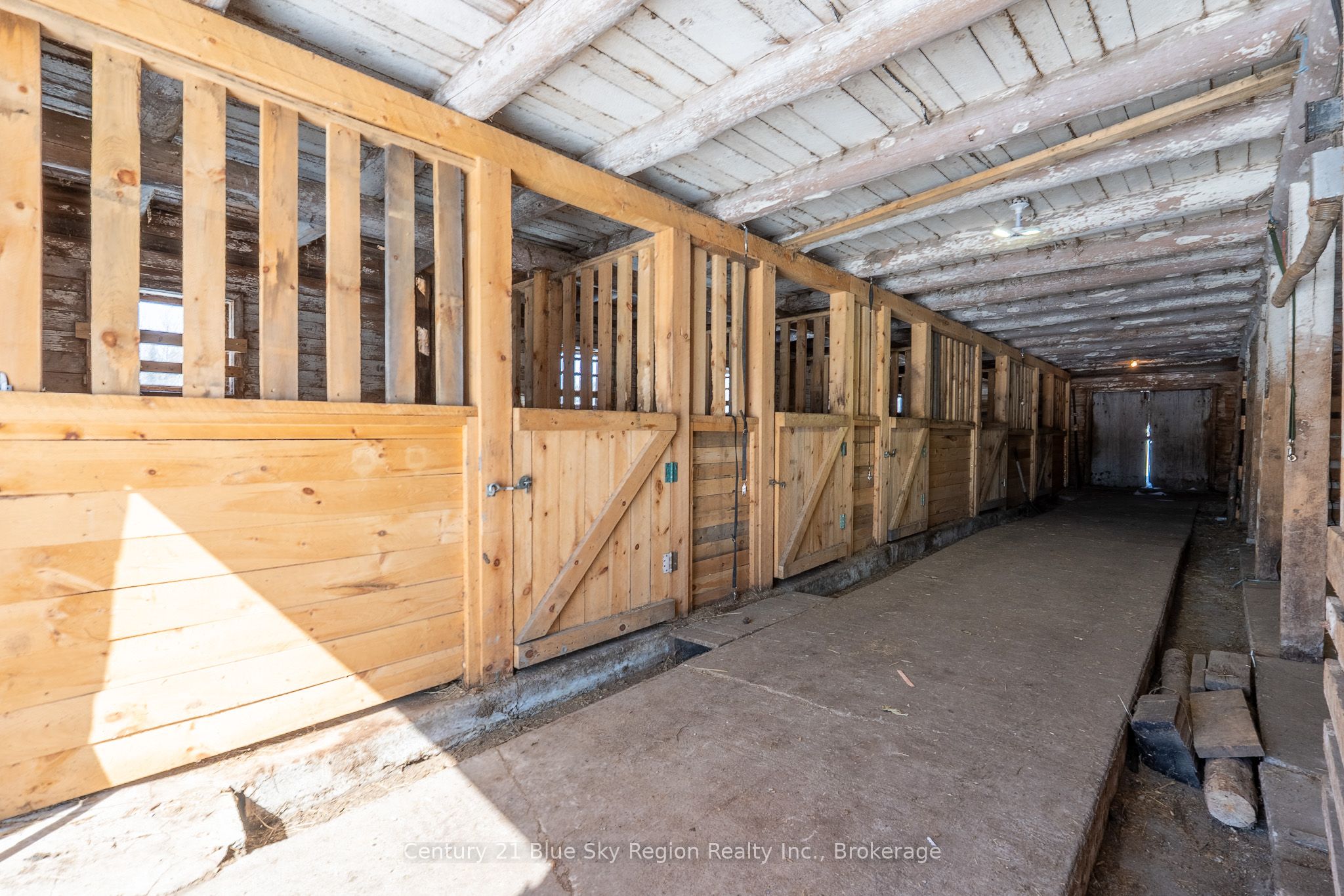 8919 Highway 64 Property Photo 28