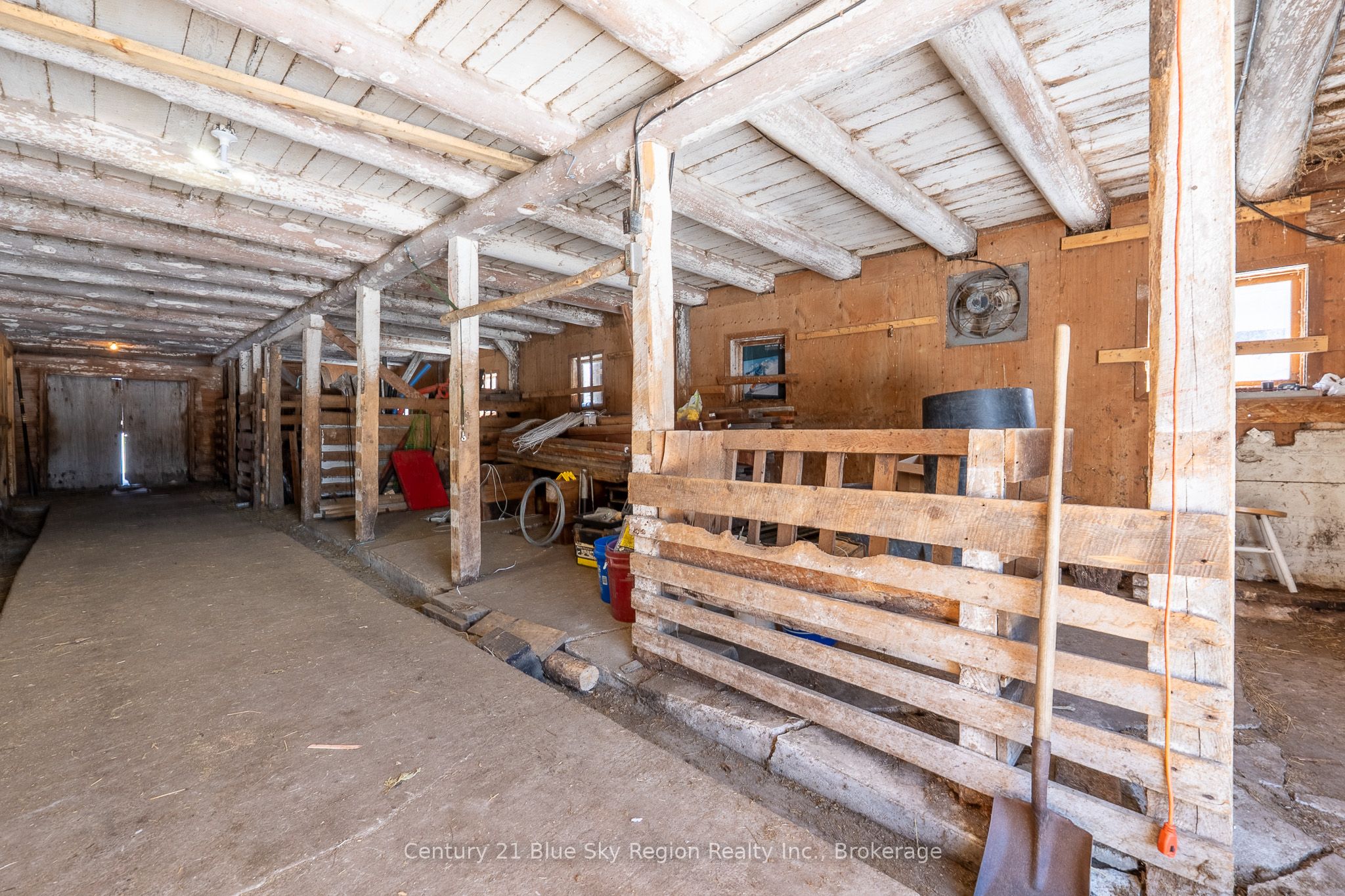 8919 Highway 64 Property Photo 29