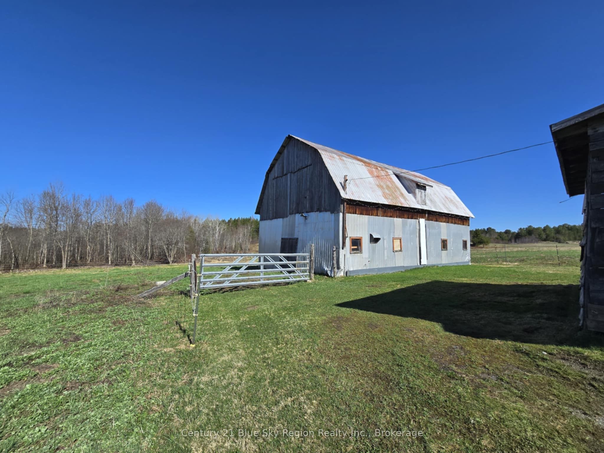 8919 Highway 64 Property Photo 41