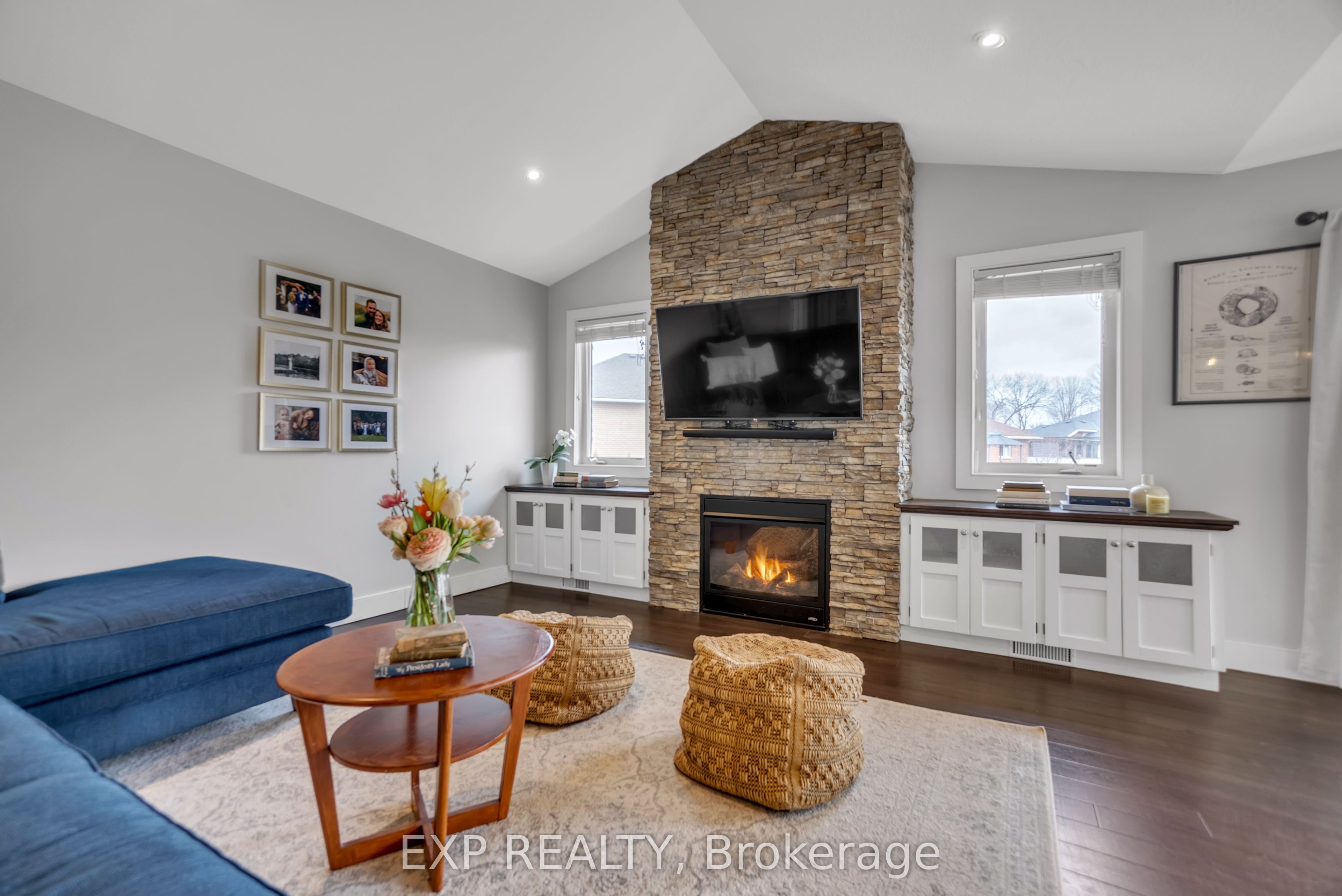 10 Spencer Court Property Photo 8