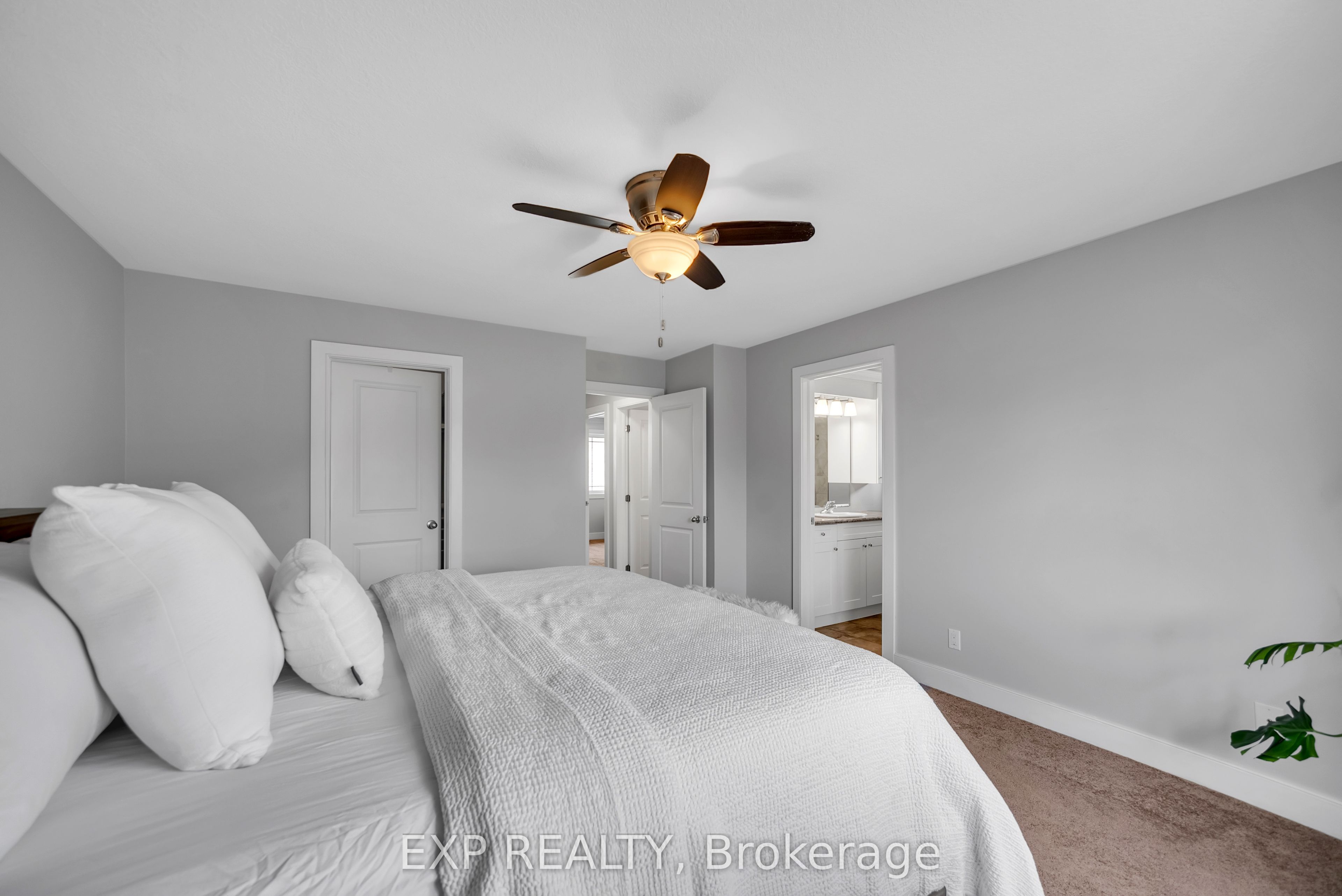 10 Spencer Court Property Photo 19