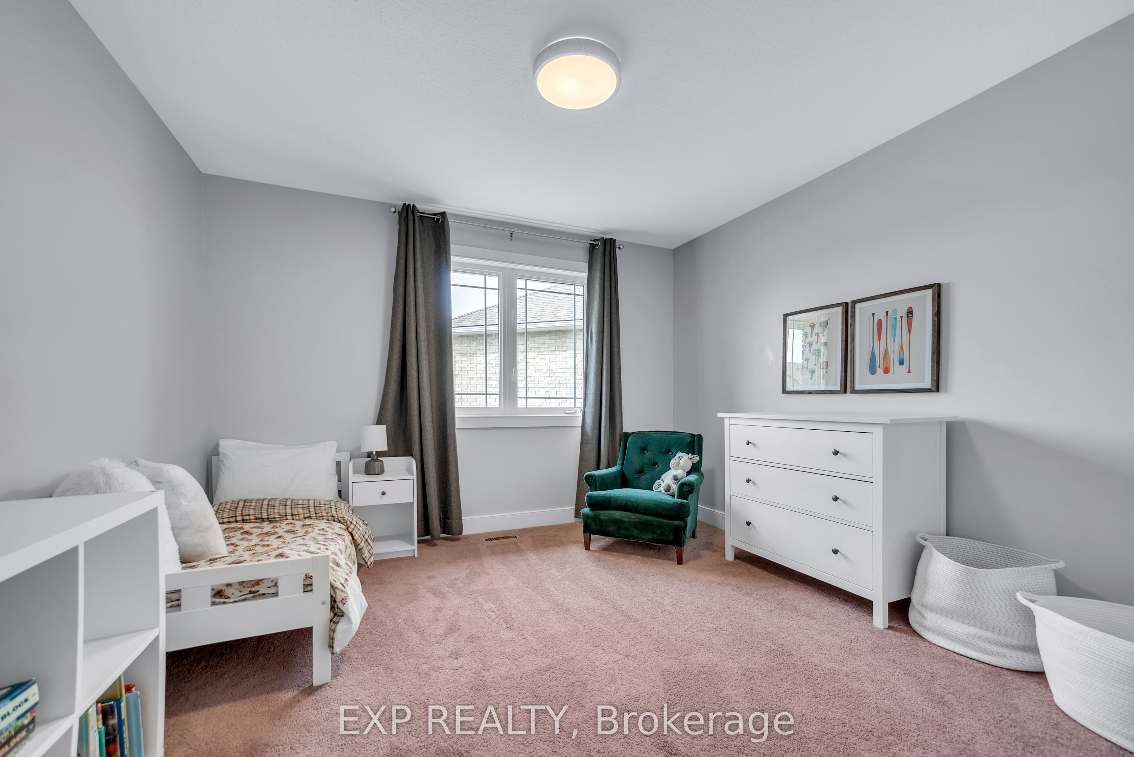 10 Spencer Court Property Photo 22