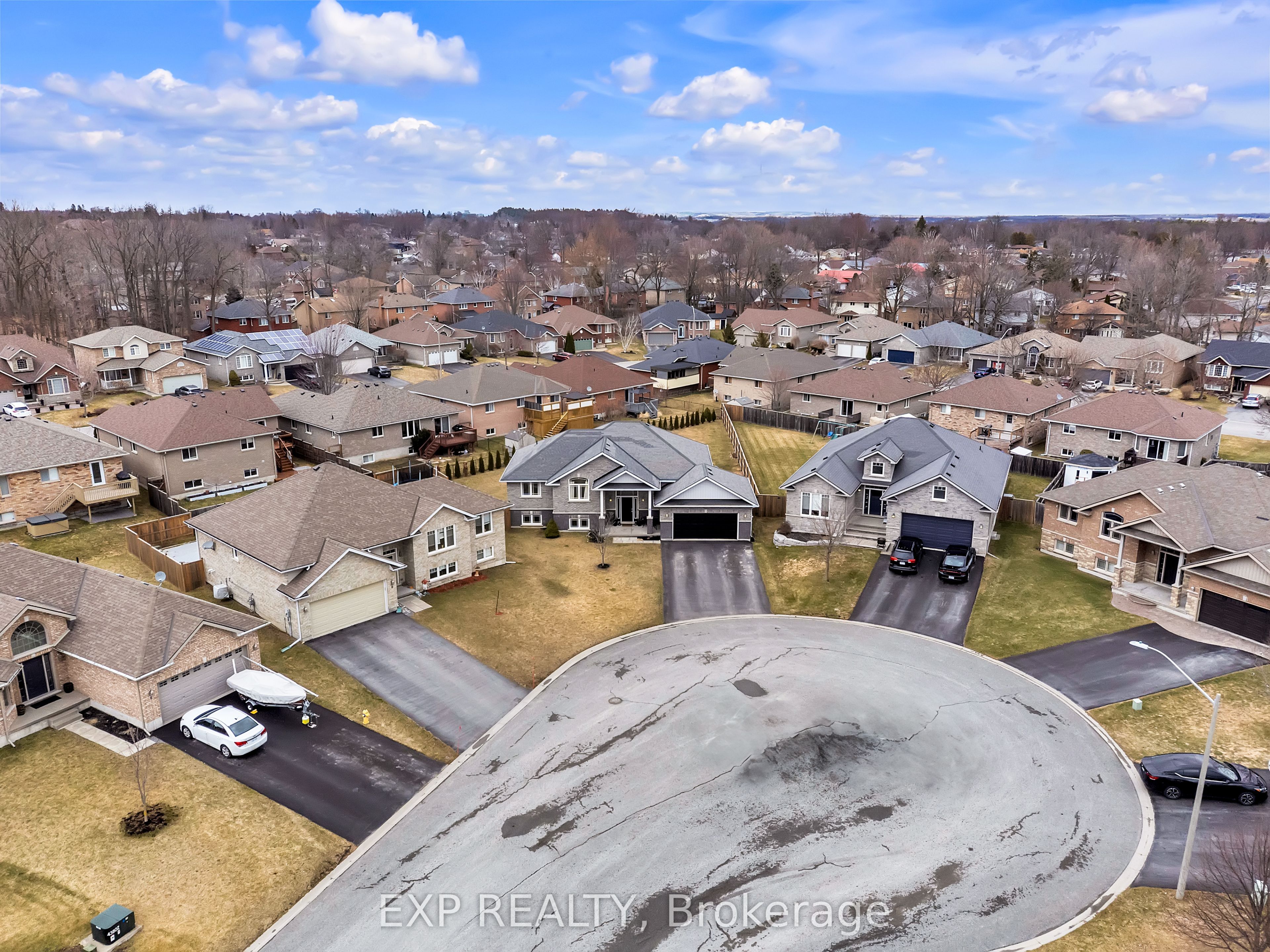 10 Spencer Court Property Photo 49