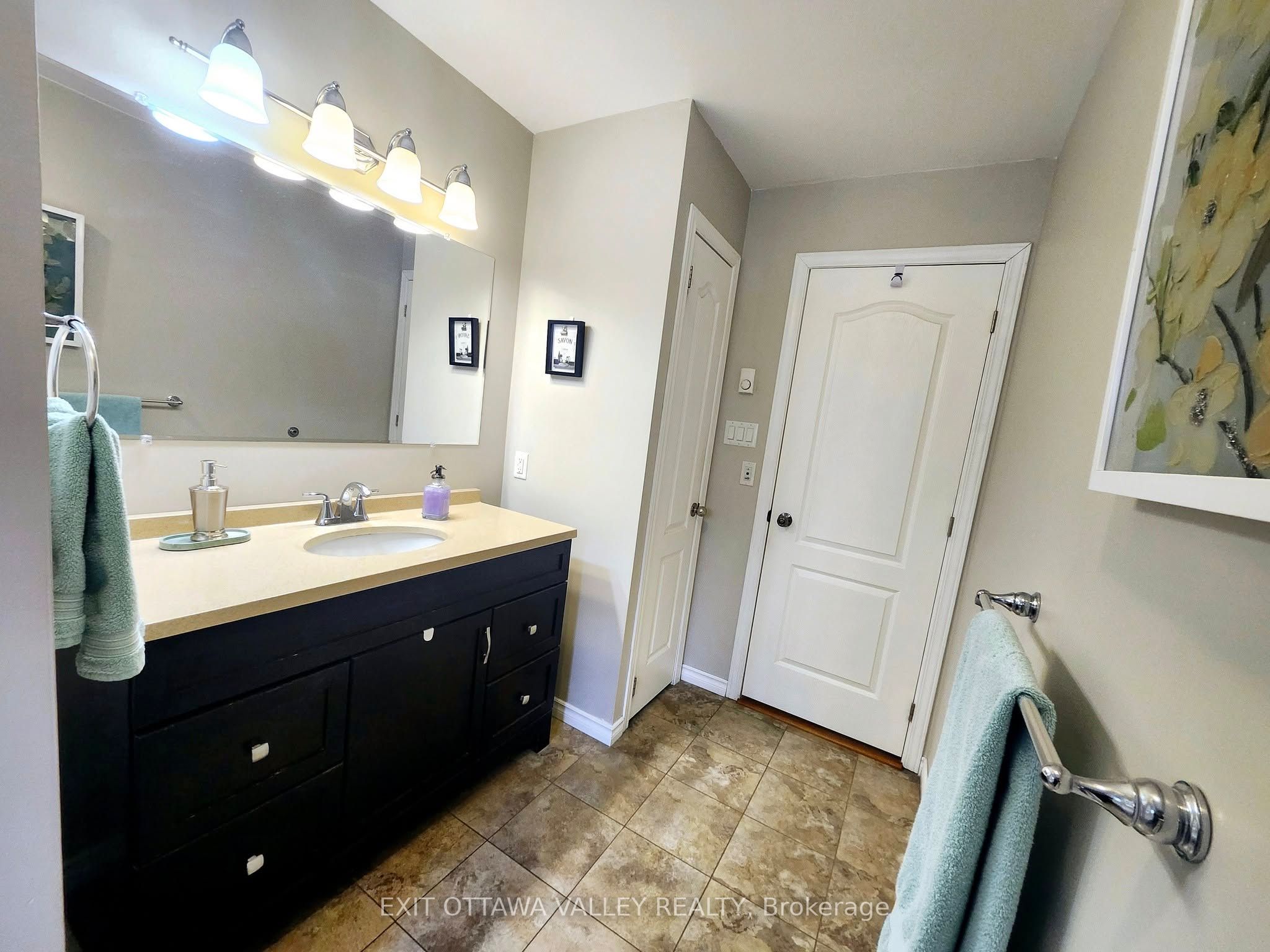5 Minto Street Property Photo 24