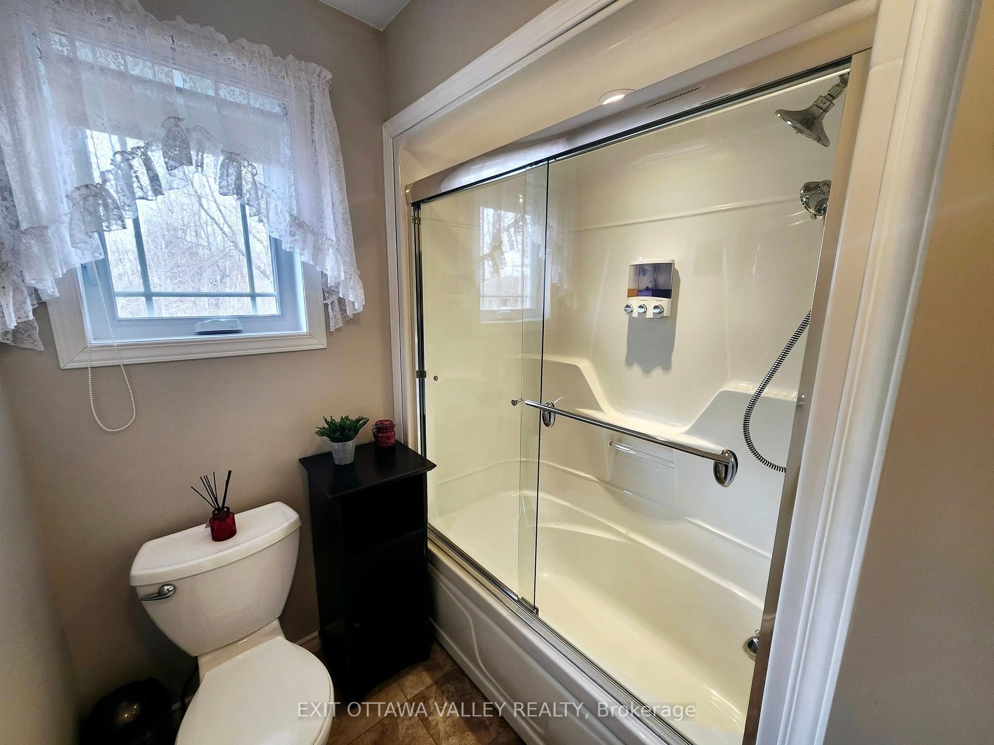 5 Minto Street Property Photo 26