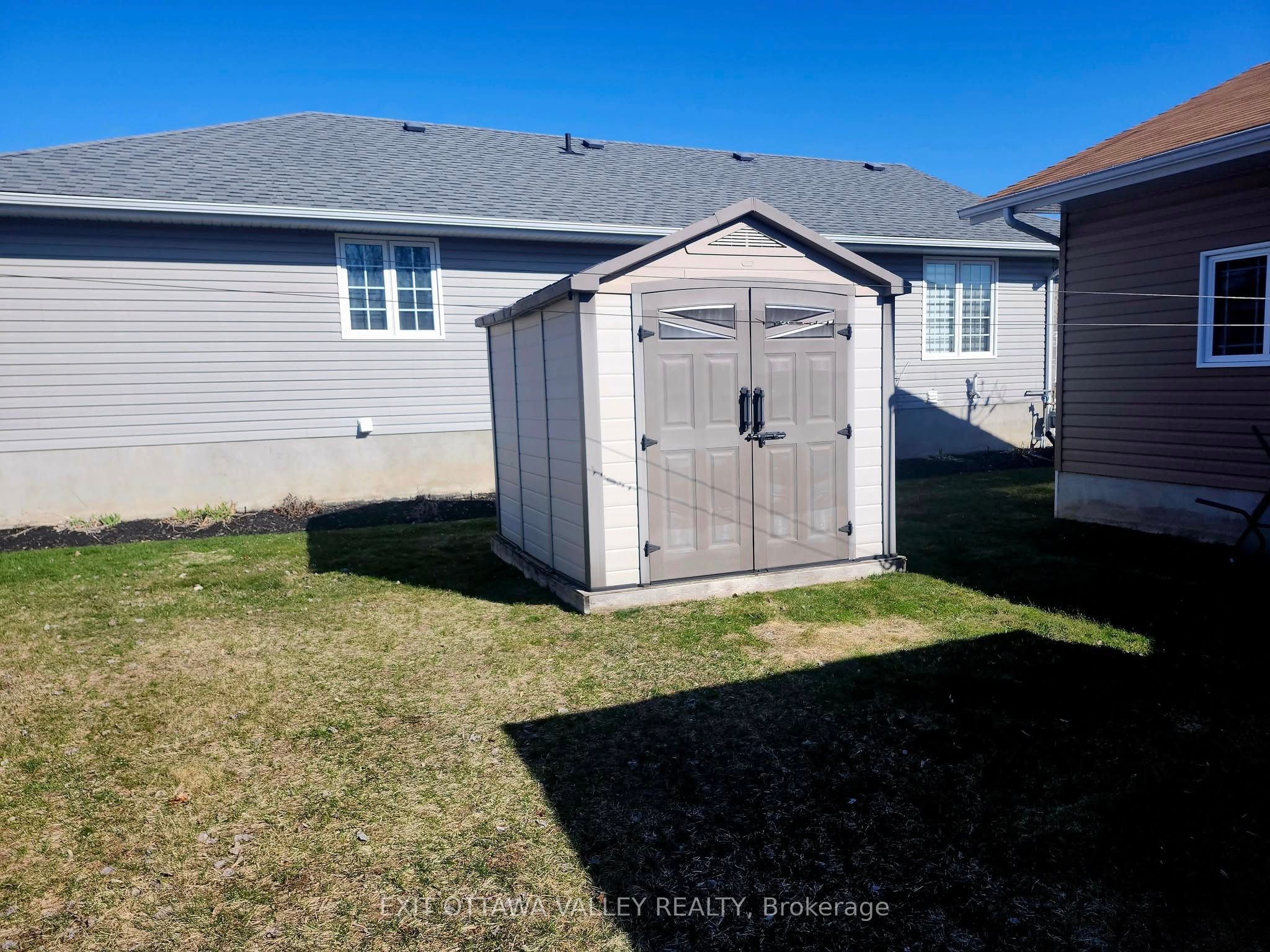 5 Minto Street Property Photo 45