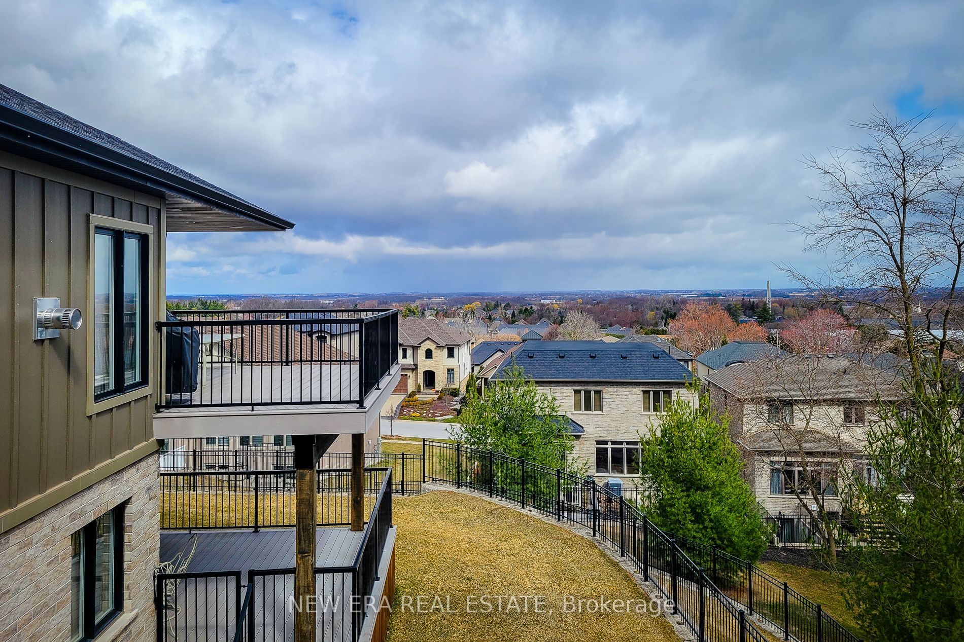 32 Ridgeview Crescent Property Photo 25