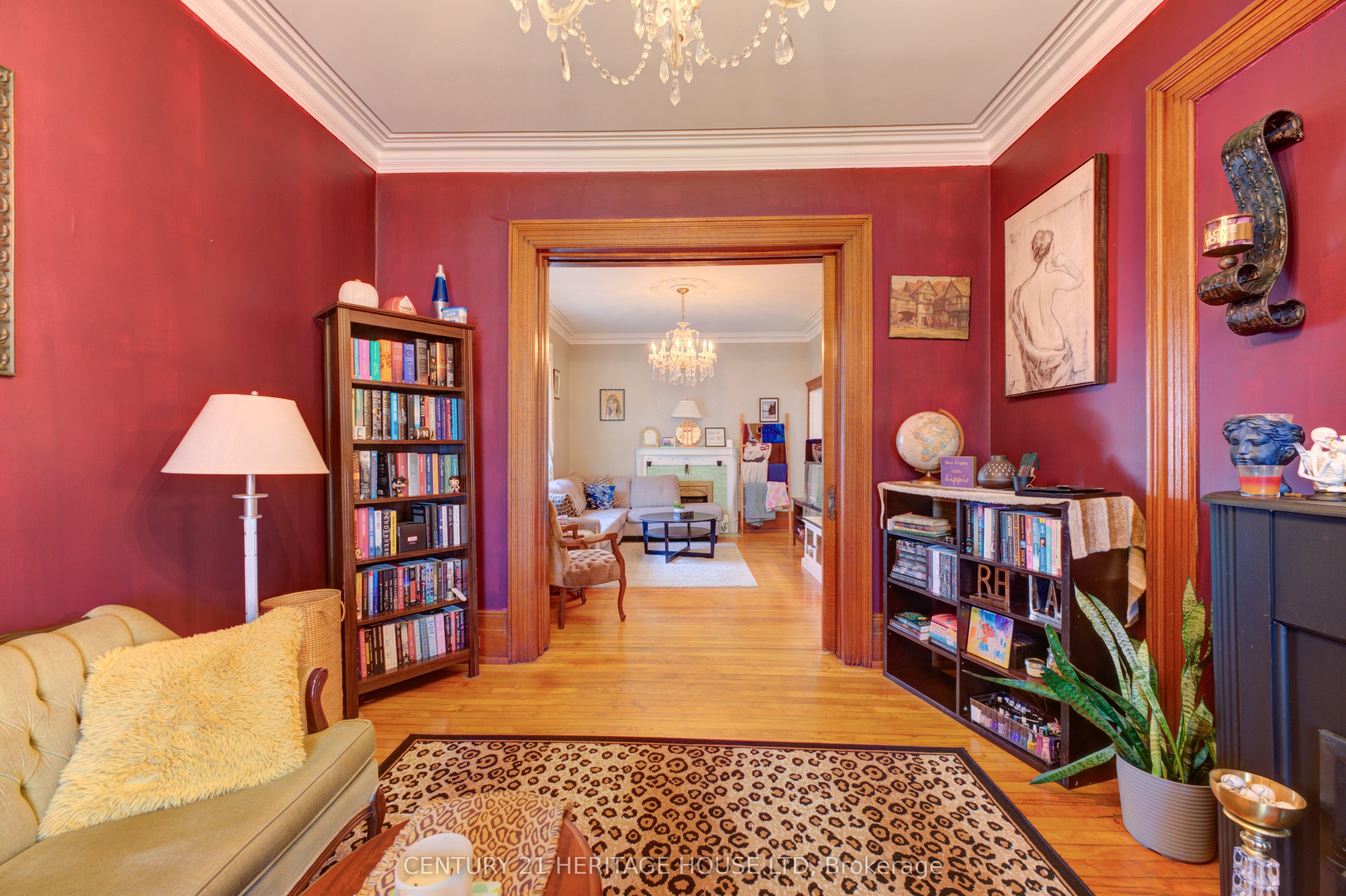 111 Erie Avenue Property Photo 12