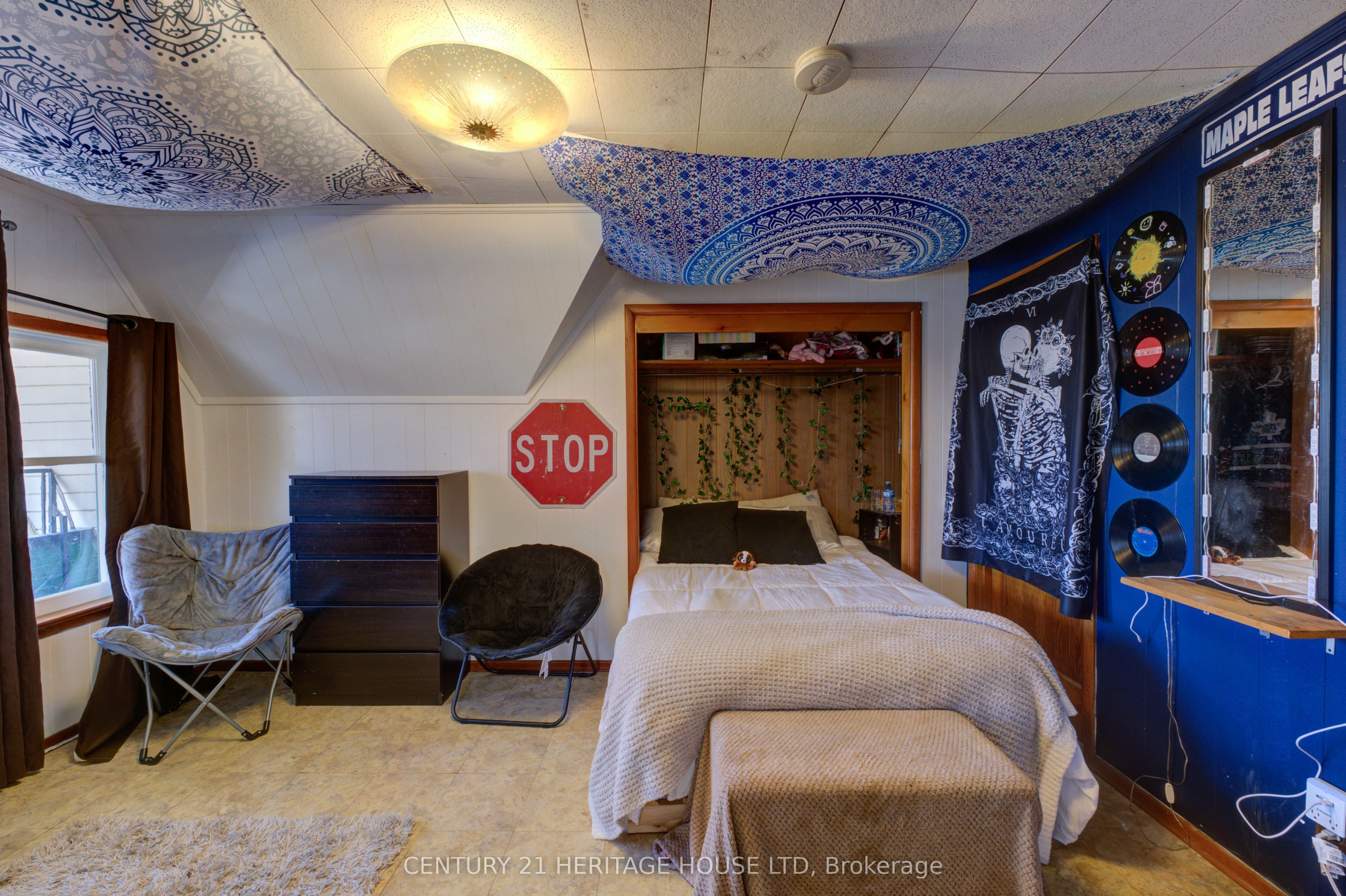 111 Erie Avenue Property Photo 24