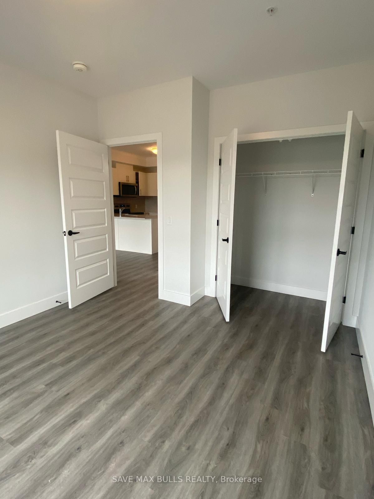 #403 - 1000 Lackner Boulevard Property Photo 11